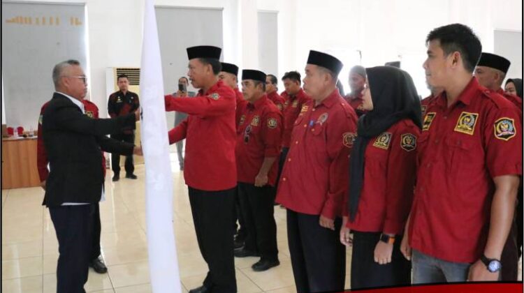 Budiman Lantik Pengurus Daerah PABPDSI Lutim Sisa Masa Jabatan 2021-2027