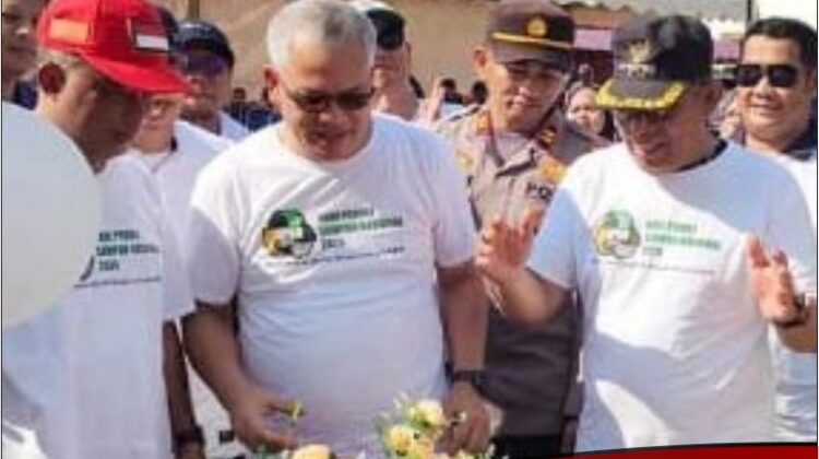 Di Peringatan HPSN, Usman Sadik Berharap Masyarakat Semakin Sadar Kebersihan