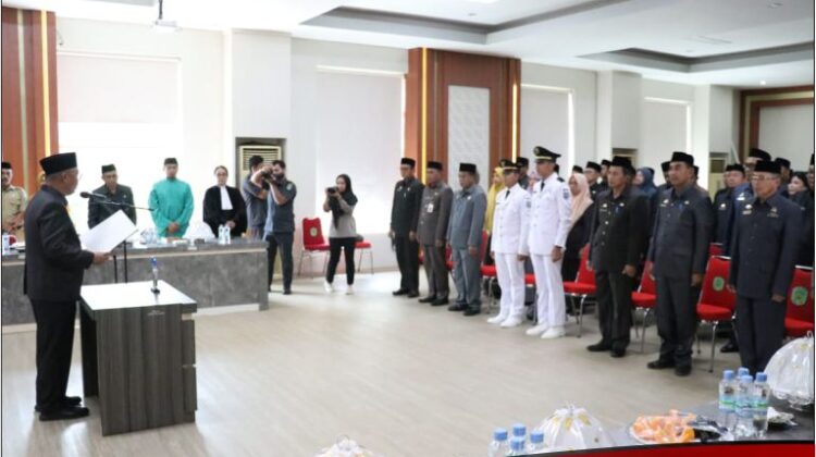 Bupati Lutim Mutasi Sejumlah Pejabat Eselon
