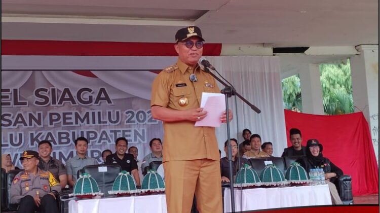Di Apel Siaga Pemilu Bawaslu, Bupati Lutim : Pengawasan Pemilu Tugas Kita Bersama