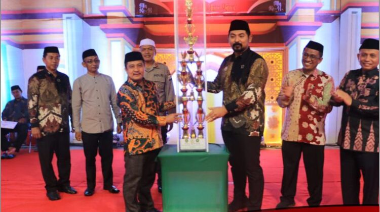 Burau Juara Umum MTQ Tingkat Kabupaten Luwu Timur