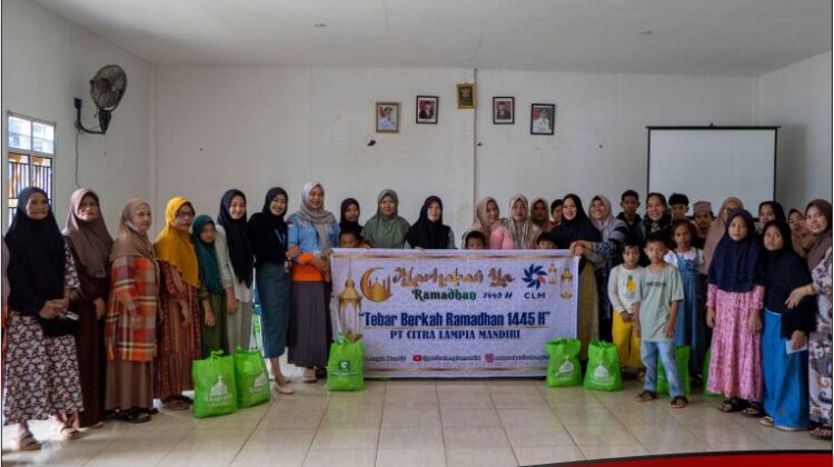 FOTO : Berkah Ramadhan PT. CLM Berbagi Sembako di Empat Desa