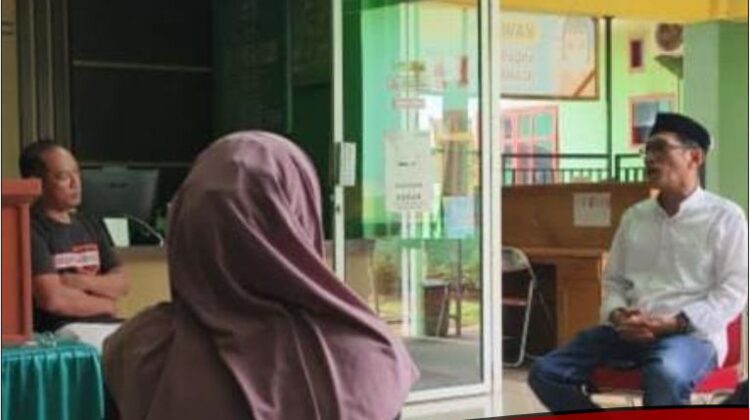 Kadis Kesehatan Lutim Klarifikasi Beredarnya Informasi PKM Wawondula Diskriminasi Pasien