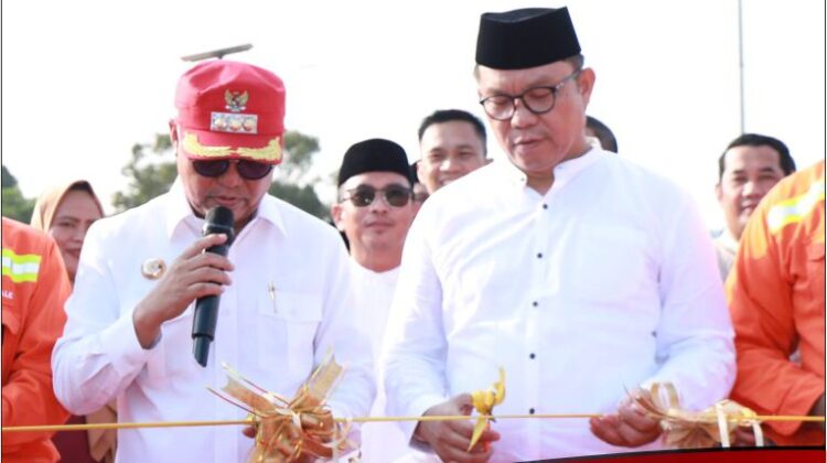 Ketua DPRD Lutim Bersama Bupati Resmikan Jembatan Layang PT. Vale Indonesia