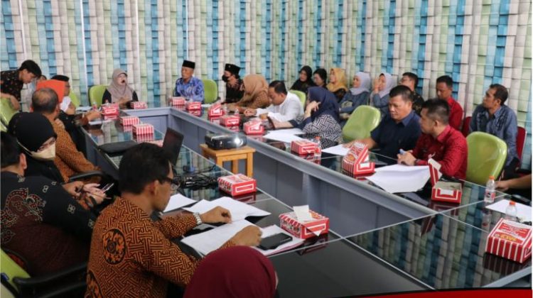 Pemkab dan DPRD Lutim Studi Tiru ke Bogor Belajar Perda KLA