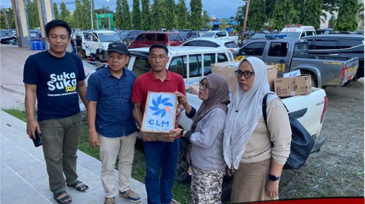 Direktur External CLM Salurkan Bantuan Tahap II di Luwu