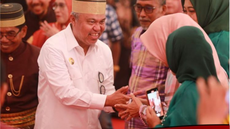 Bupati Budiman Hadiri Pelantikan Pengurus KKMB Luwu Timur 2023-2028