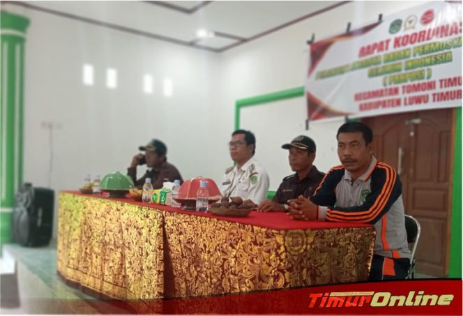 
					Camat Tomoni Timur Tekankan Kolaborasi BPD dan Kepala Desa dalam Rakor PABPDSI