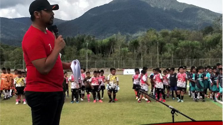 Wabup Lutim Apresiasi Kajari Lutim Gelar Kejuaraan Sepakbola Kajati Sulsel Cup I