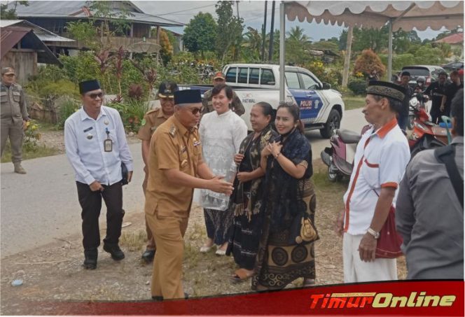 
					Melayat di Desa Pattengko, Budiman: “Duka Masyarakat Adalah Duka Pemerintah”