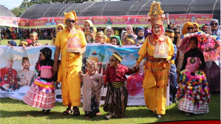 Roadshow Kebudayaan Pemkab Lutim Berakhir di Burau