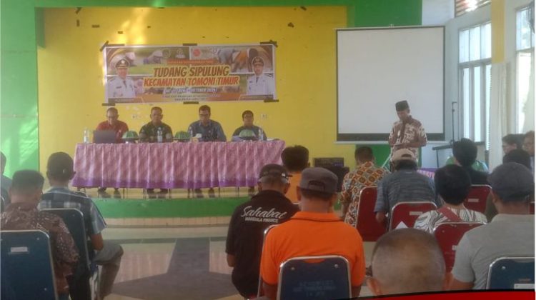 Camat Tomoni Timur Buka Tudang Sipulung Pertanian, Harapkan Produksi Meningkat