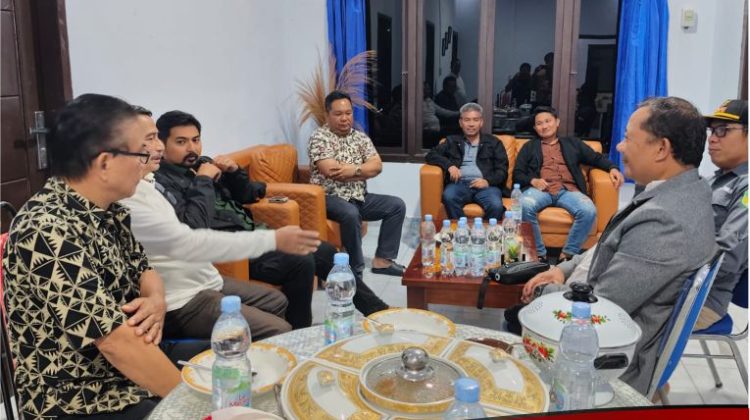 Tiba di Tentena, Wakil Bupati Disambut Hangat Oleh Majelis Sinode GKST