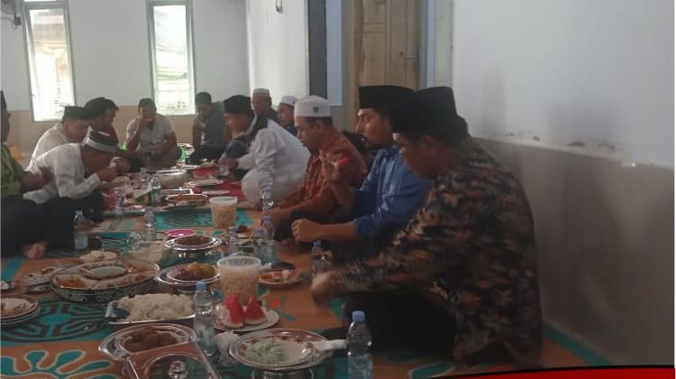Wabup Lutim Hadiri Tabliq Akbar dan Doa Bersama di Tomoni Timur