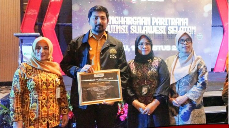 Luwu Timur Banjir Penghargaan, Terkini Raih Penghargaan Daerah Coverage Tertinggi di Paritrana Award 2023 tingkat Sulsel