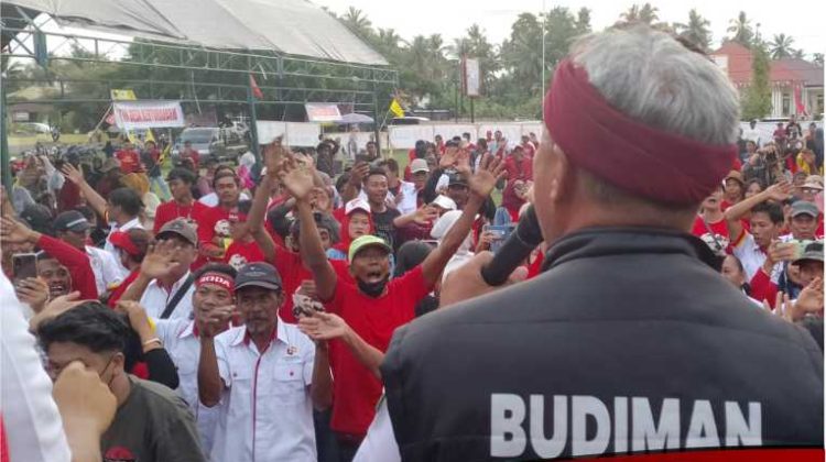 Tomoni Timur Menyala, Warga : Budiman – Akbar Pemersatu Perbedaan