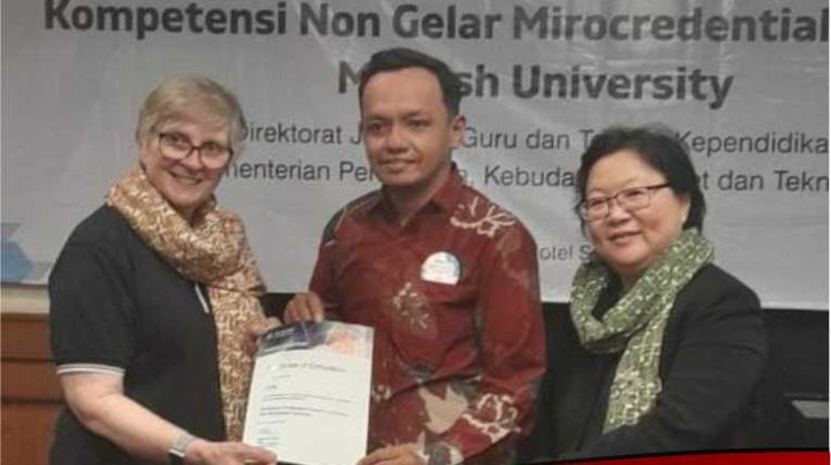 Ilmal, Satu-Satunya Guru di Lutim Penerima Beasiswa Microcredential Numeracy Monash University Australia 2024