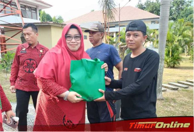 
					Peserta PKA Lutim Angkatan V Gelar Jumat Berbagi di PPSDM Makassar