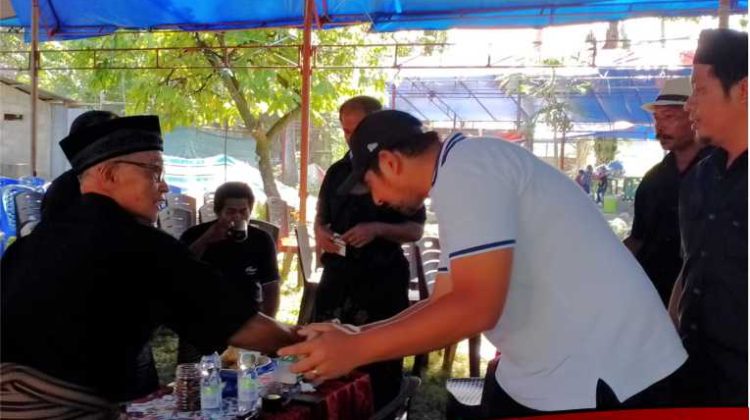 Melayat ke Rumah Duka di Bangun Karya, Akbar : Semoga Diberi Ketabahan