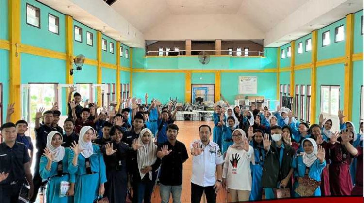 KPA Lutim Lakukan Sosialisasi Pencegahan HIV/AIDS di Kalangan Siswa