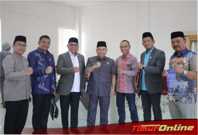 
					Pimpinan DPRD Luwu Timur Diharapkan Bekerja Dengan Baik