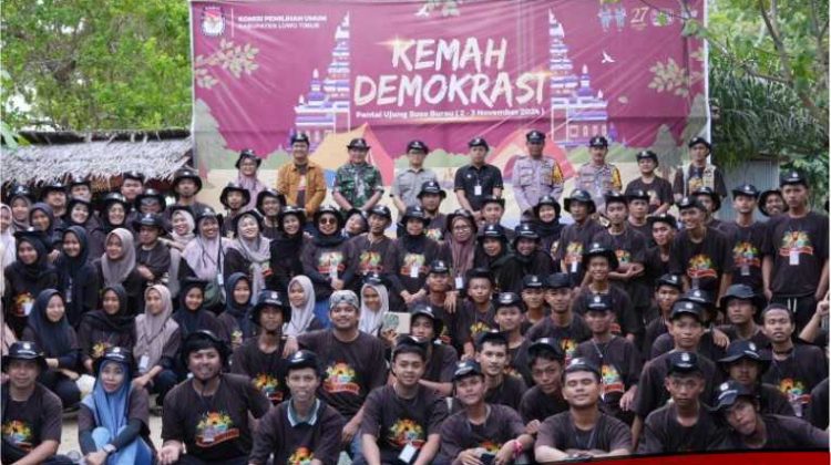 Tingkatkan Partisipasi Pemilih Pemula, KPU Kabupaten Luwu Timur Gelar Kemah Demokrasi