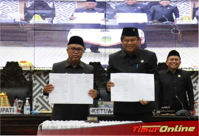 
					Bupati Lutim Sampaikan Pendapat Akhir Terhadap Ranperda APBD 2025