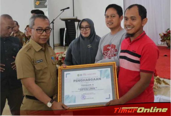 
					Reformer PKA “Open Link” Beri Award Pada PPID Terbaik