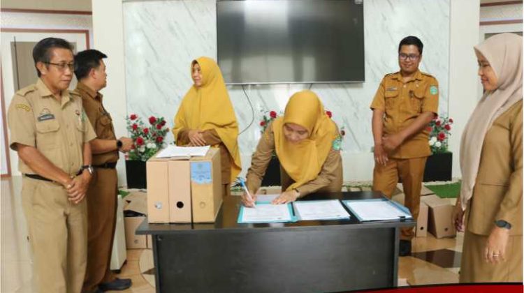 Setdakab Luwu Timur Laksanakan Pemusnahan Arsip
