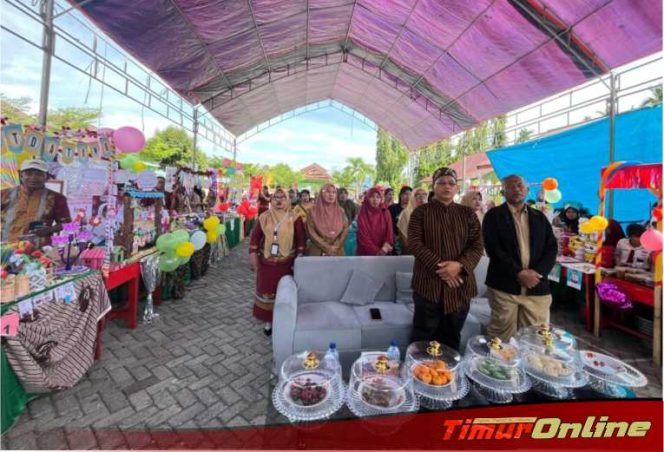 
					SDN 172 Tomoni Gelar Inovasi Guru dan Pameran Projek