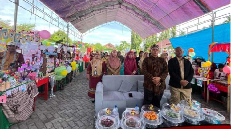 SDN 172 Tomoni Gelar Inovasi Guru dan Pameran Projek