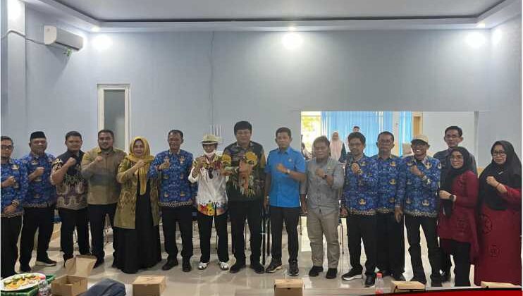 DPRD dan Pemkab Lutim Lanjut Konsultasi Rumah Adat ke Kabupaten Bone