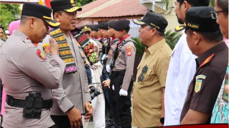 Kunker ke Lutim, Kapolda Disambut Bupati dan Wakil Bupati