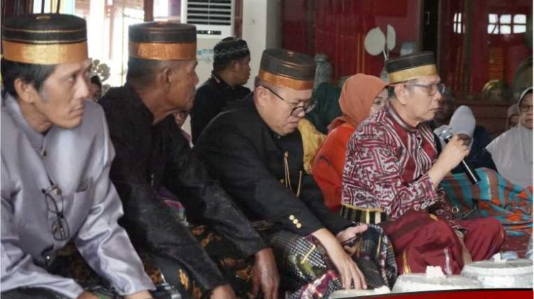 Prosesi Acara Mappisabbi Calon Mincara Malili Kedatuan Luwu Berlangsung Lancar