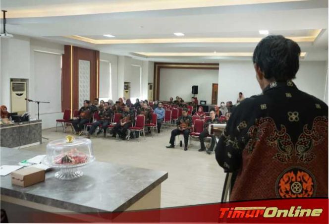 
					Staf Ahli Pembangunan Buka Rapat Forum Konsultasi Publik Rancangan Awal RKPD Tahun 2026