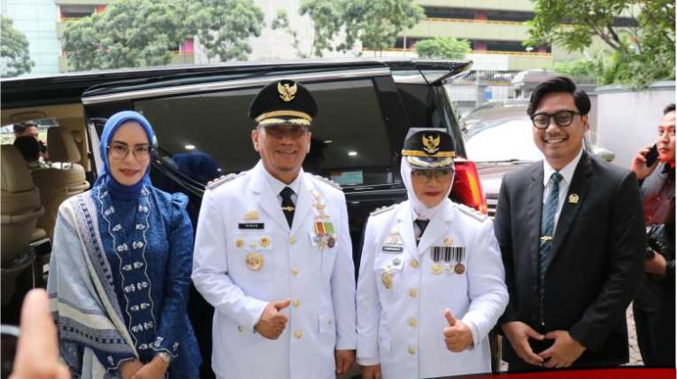 Dilantik Presiden, Irwan – Puspa Resmi Menjabat Bupati dan Wabup Lutim