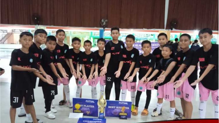 Harumkan Lutim, SDIT Insan Rabbani Juara Turnamen Futsal Pelajar se-Luwuraya dan Tana Toraja