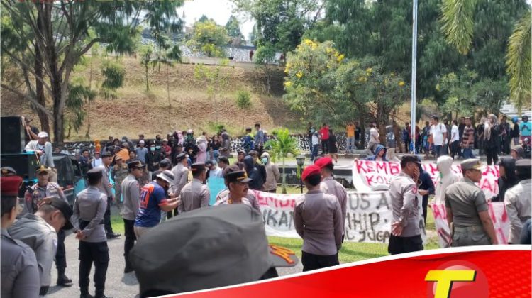 Unjuk Rasa Masyarakat Luwu Timur, Dari Harga Sewa Murah Lahan PT. IHIP Hingga Hak Angket