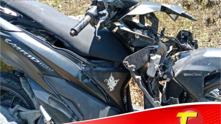 Tabrak Mobil Box Dari Belakang, Pengendara Wanita Dilarikan ke Rumah Sakit
