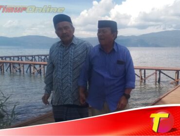 H. Abutar Ranggo didampingi tokoh masyarakat lainnya, Dahlan