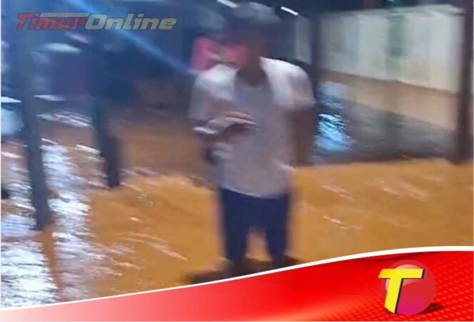 
					Banjir di Desa Baruga Rendam Rumah Warga : Lumpur Lapindo