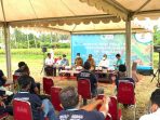 Petani di Blok Pomalaa Diedukasi Program SRI Oleh Vale Indonesia